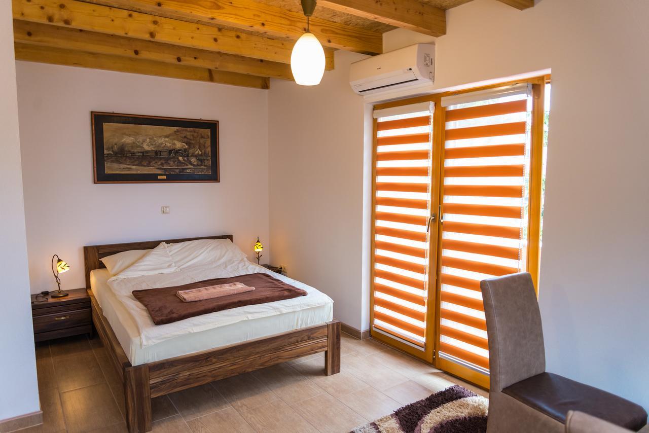 Motel Orhideja Donji Vakuf Екстериор снимка